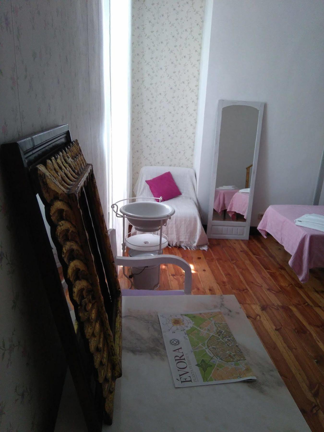 Hostel Raymundo Эвора Экстерьер фото